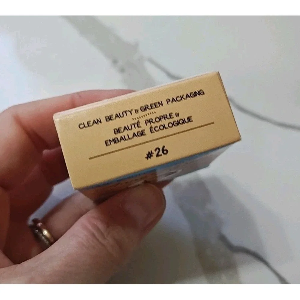 theBalm Cosmetics Anne‎ T. Dotes Concealer Shade 26 x 2 Clean Beauty Organic